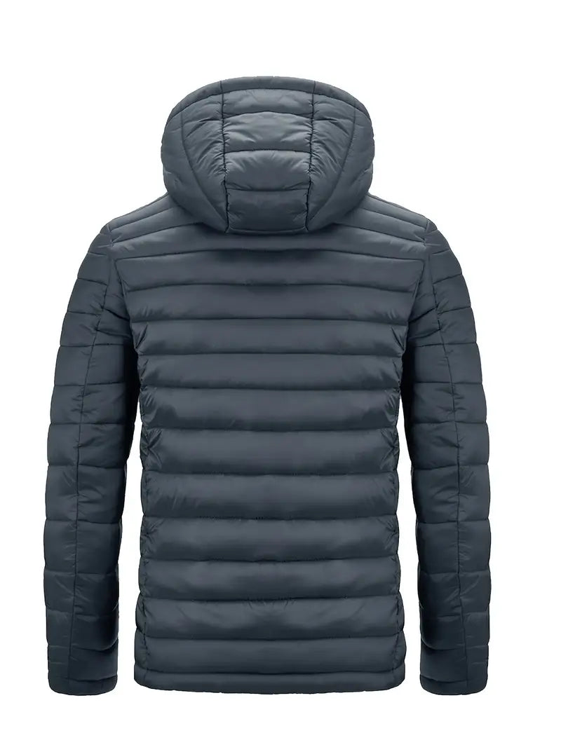 Elegante chaqueta con capucha