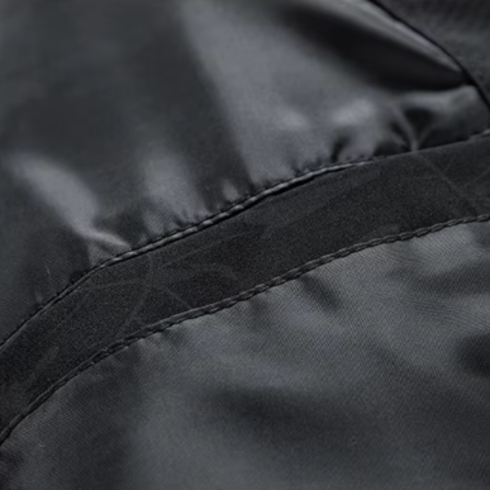 Elegante cazadora bomber