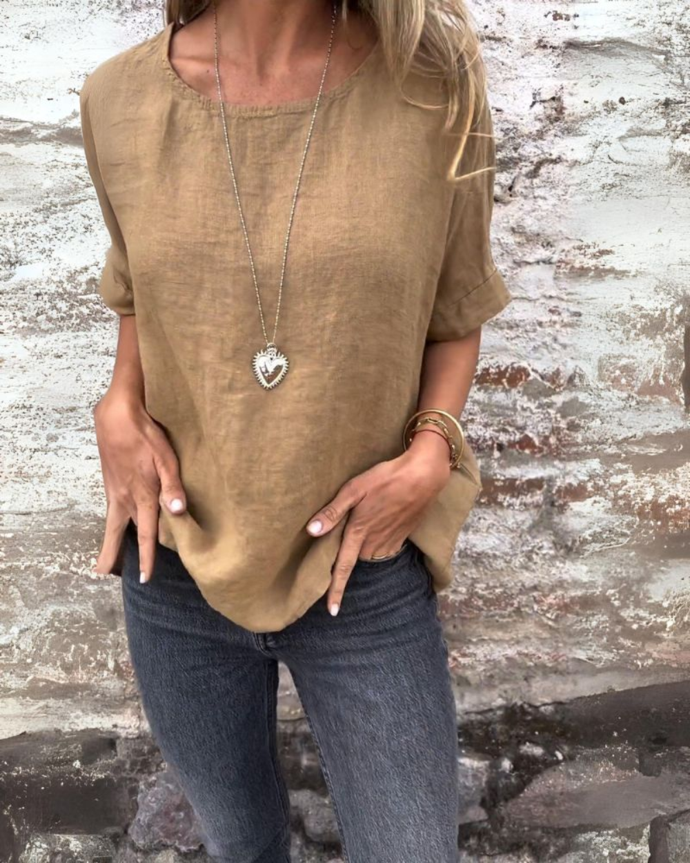 Camiseta de algodón y lino con cuello redondo