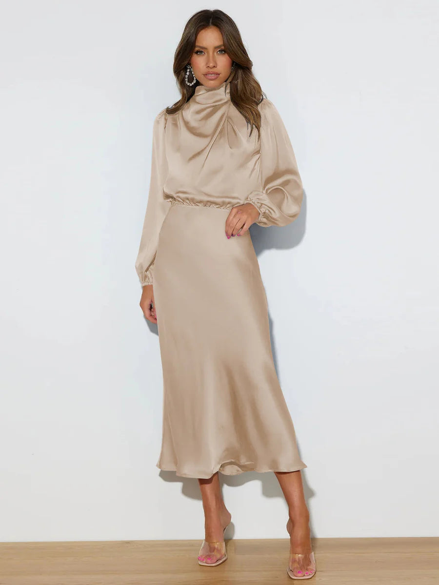 Elegante vestido de satén