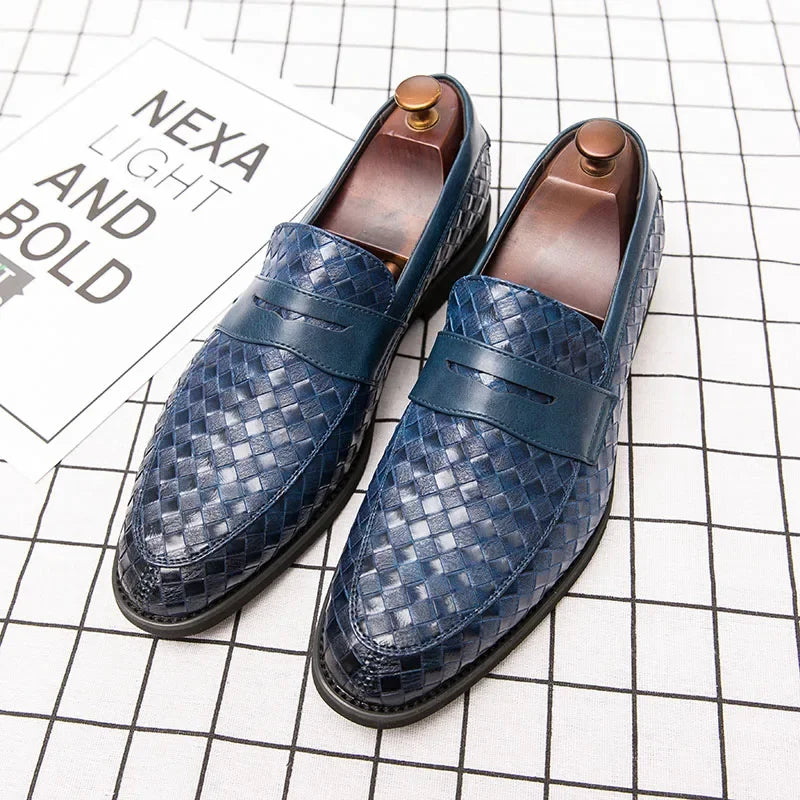 Elegantes mocasines tejidos