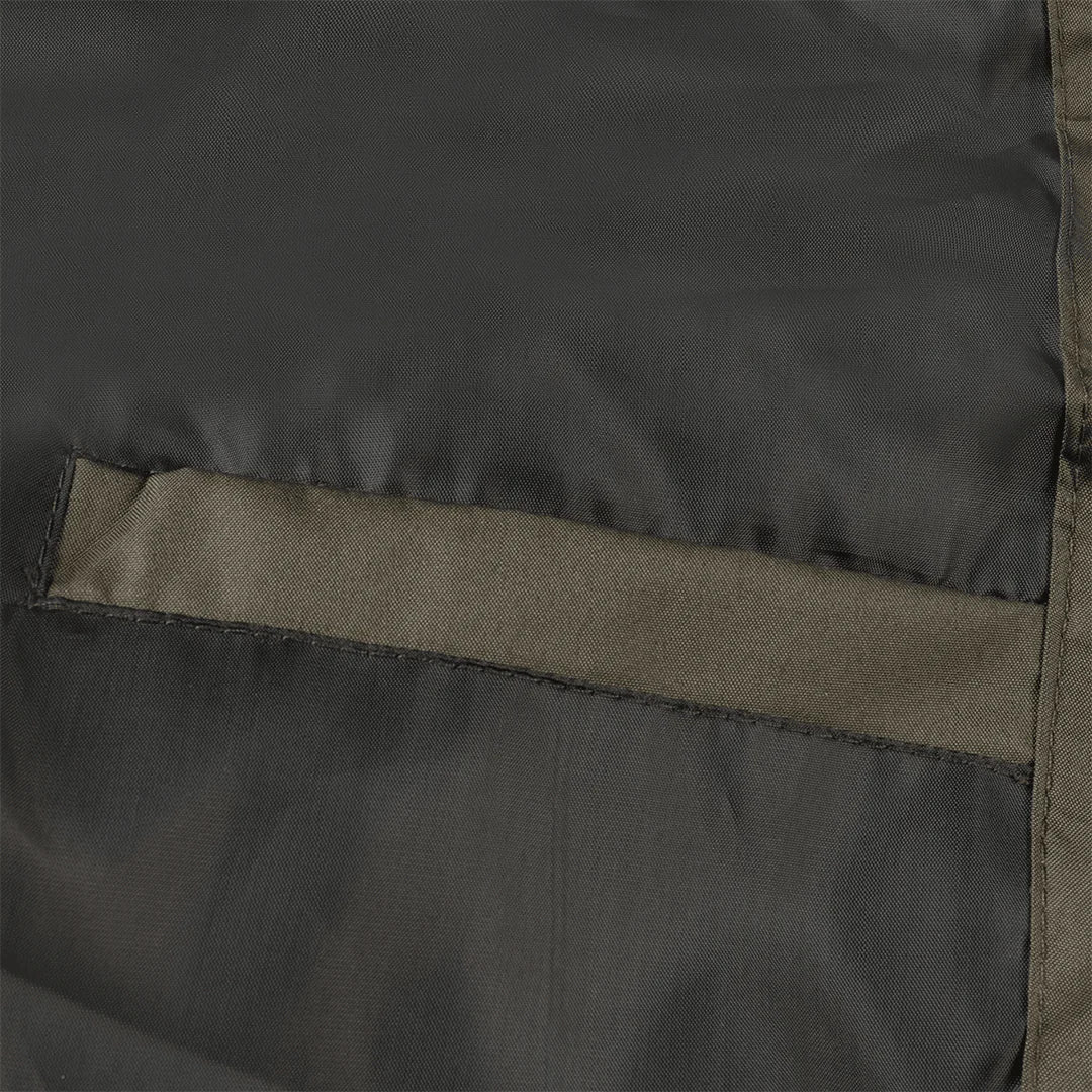 Elegante cazadora bomber