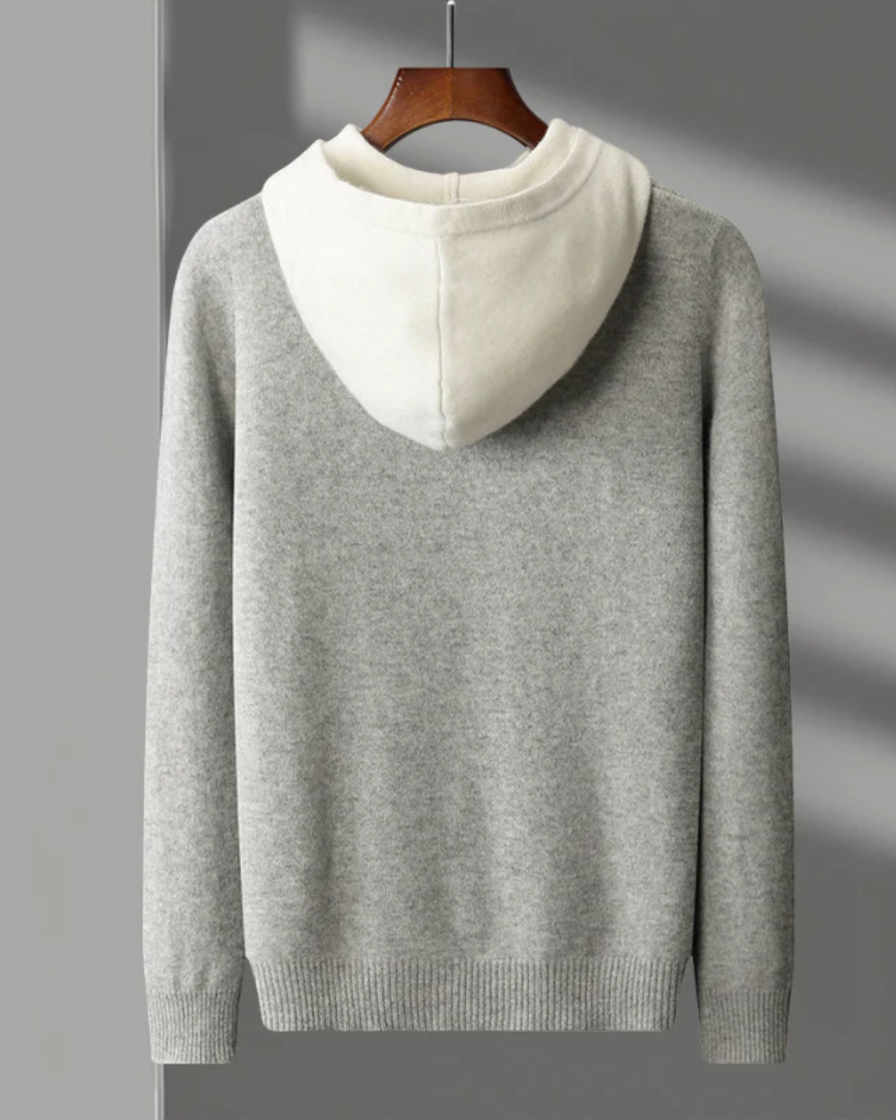 Sudadera con capucha de lana merina Nova