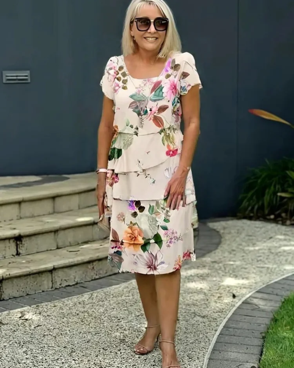 Elegante vestido floral de primavera