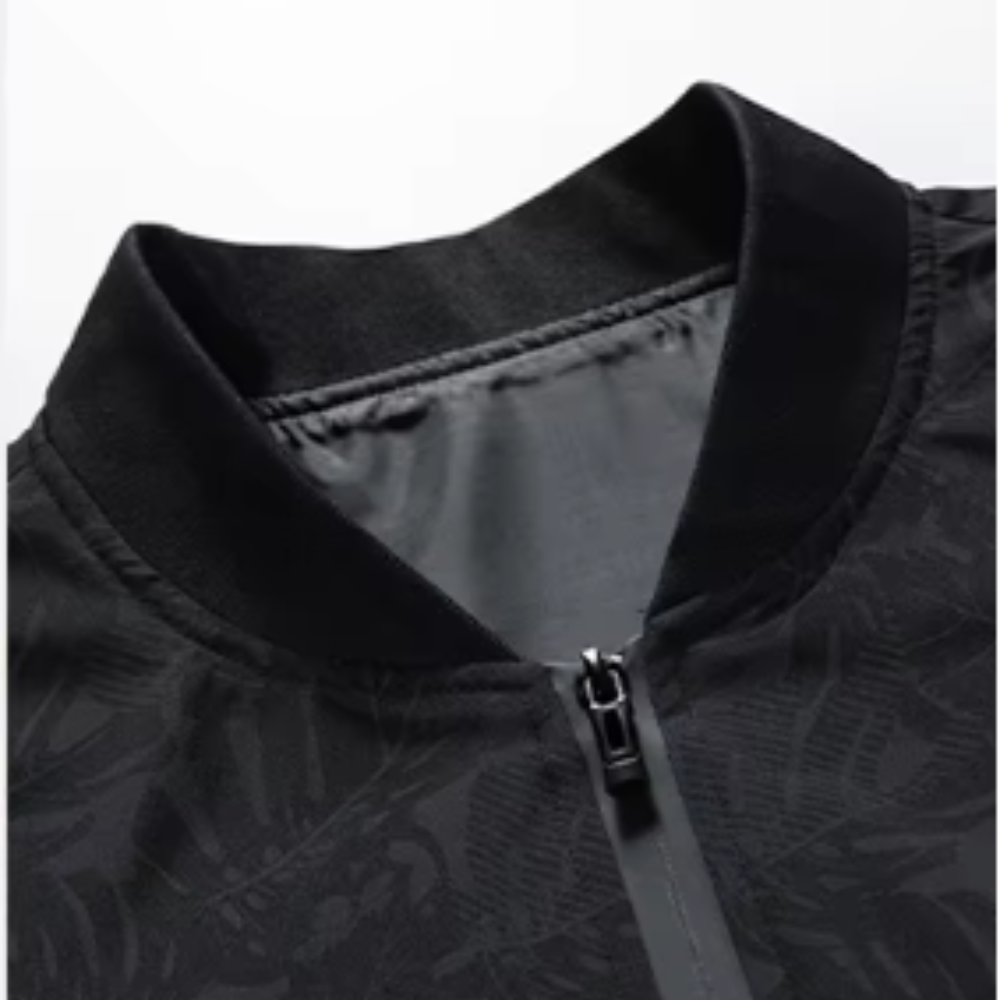 Elegante cazadora bomber