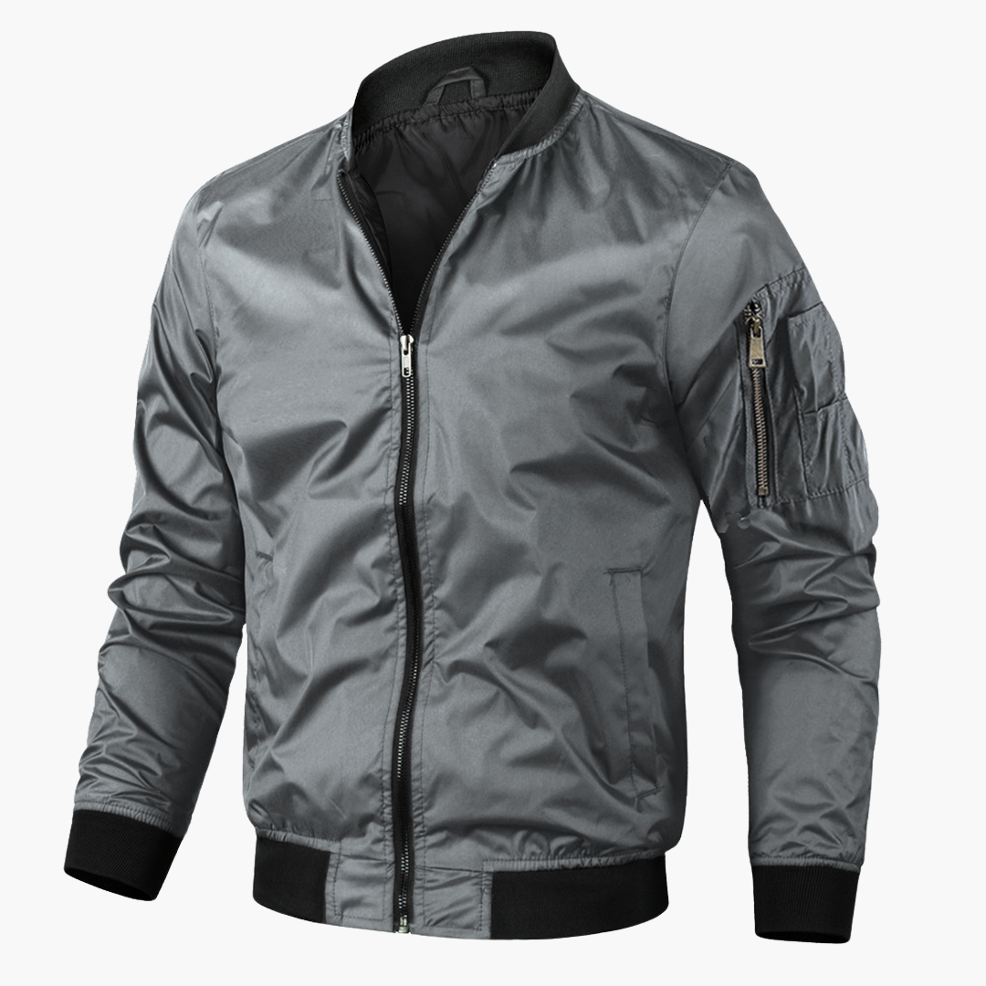 Elegante cazadora bomber