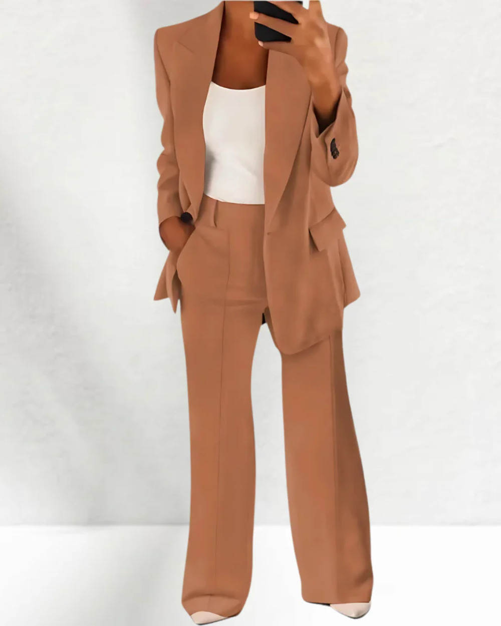 Traje de mujer de dos piezas