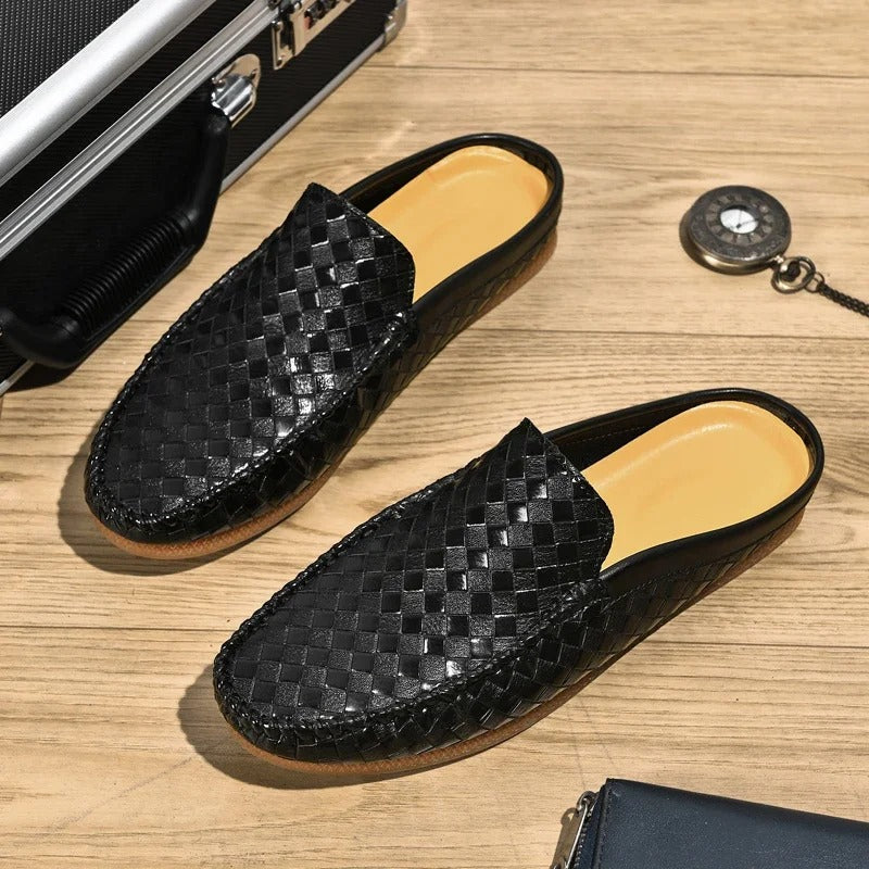 Elegantes sandalias de piel