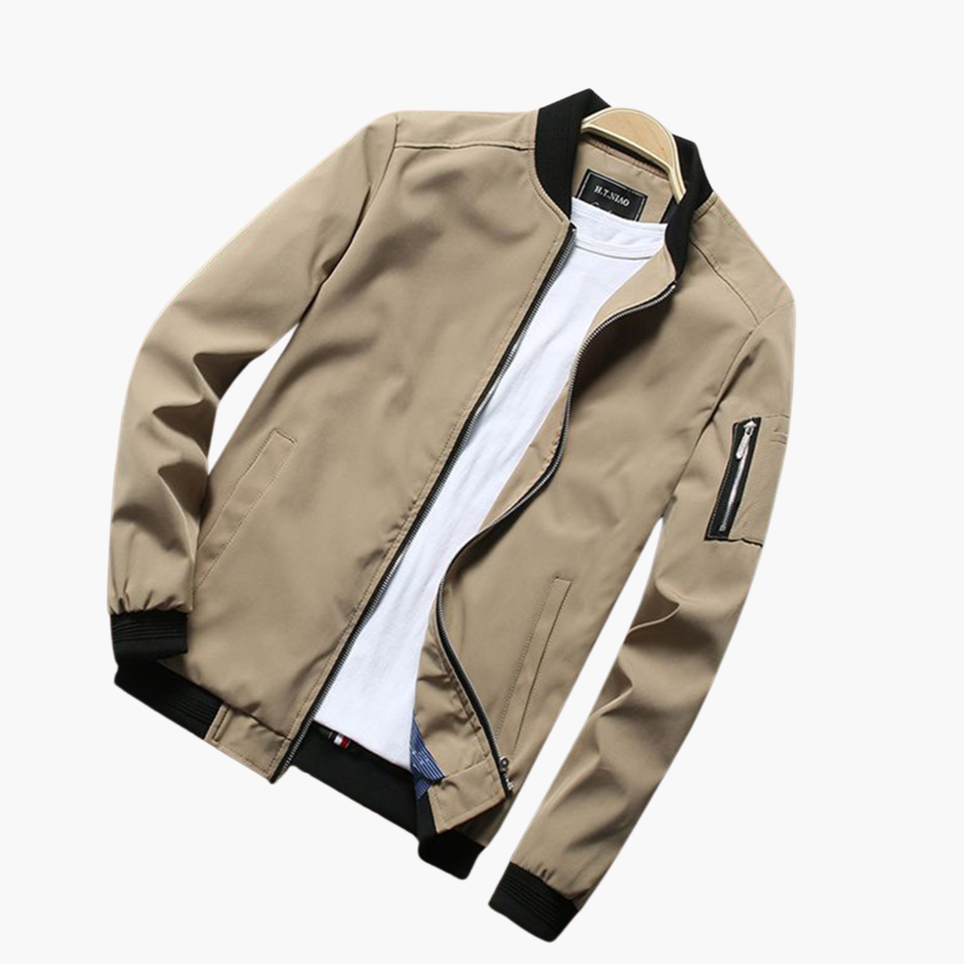 Elegante cazadora bomber