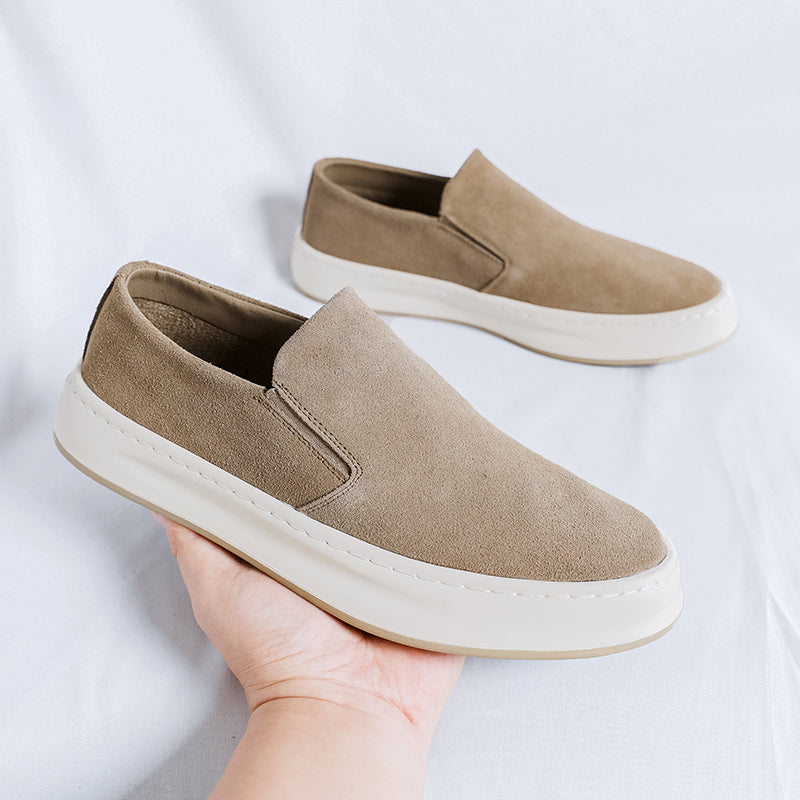 Cómodos mocasines de ante
