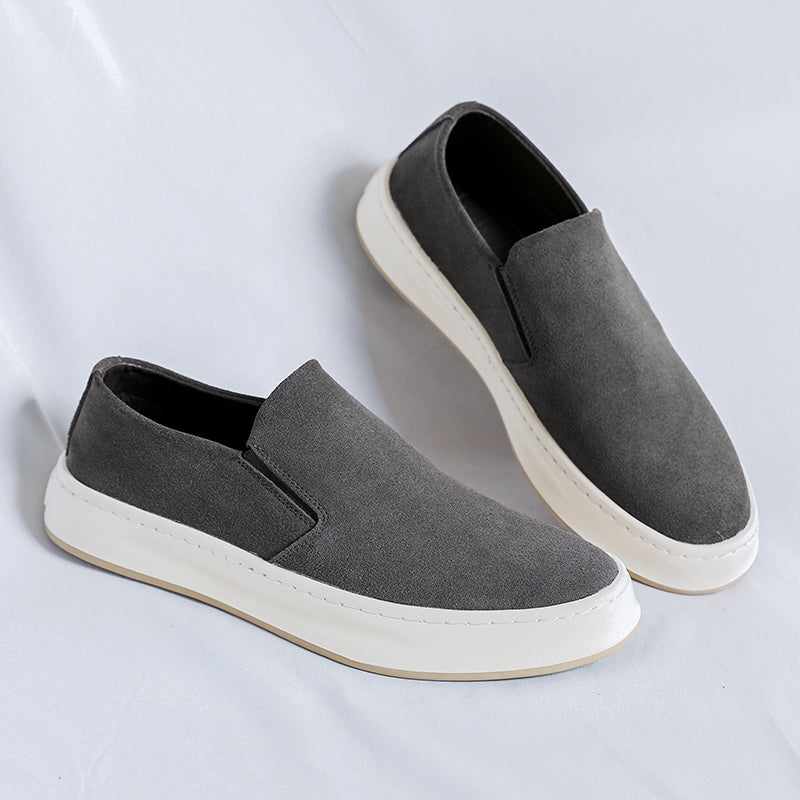Cómodos mocasines de ante