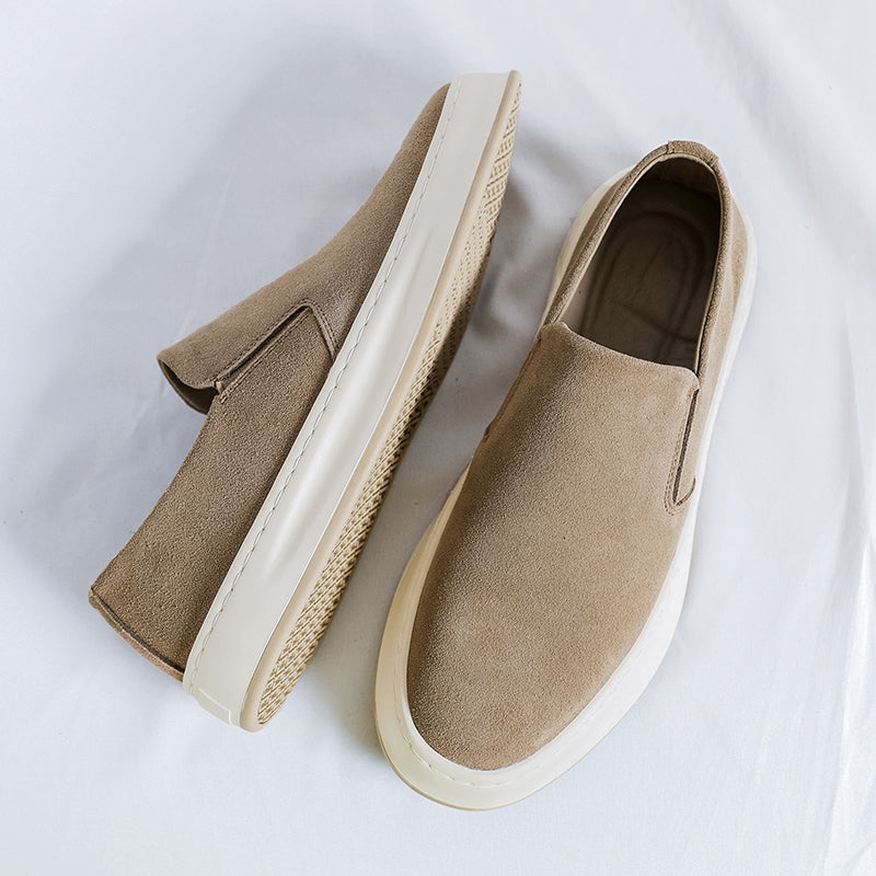 Cómodos mocasines de ante