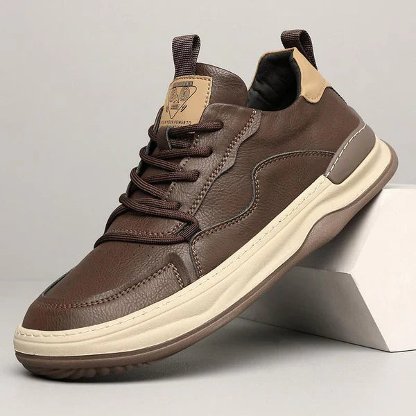 Zapatos de piel con suela alta