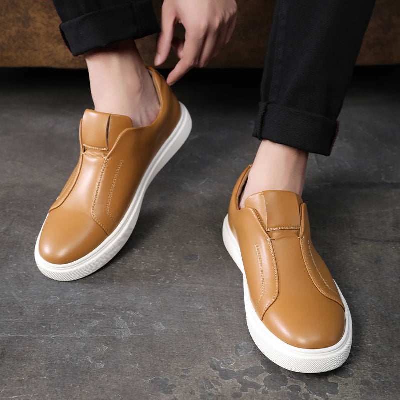 Zapatos casuales de cuero sin cordones