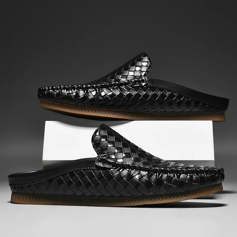 Elegantes sandalias de piel