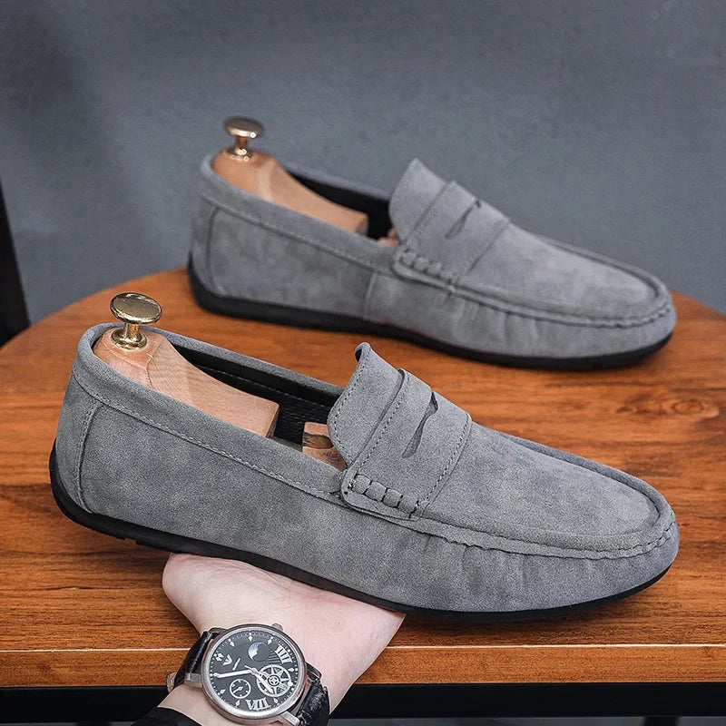 Mocasines ligeros de ante para hombre