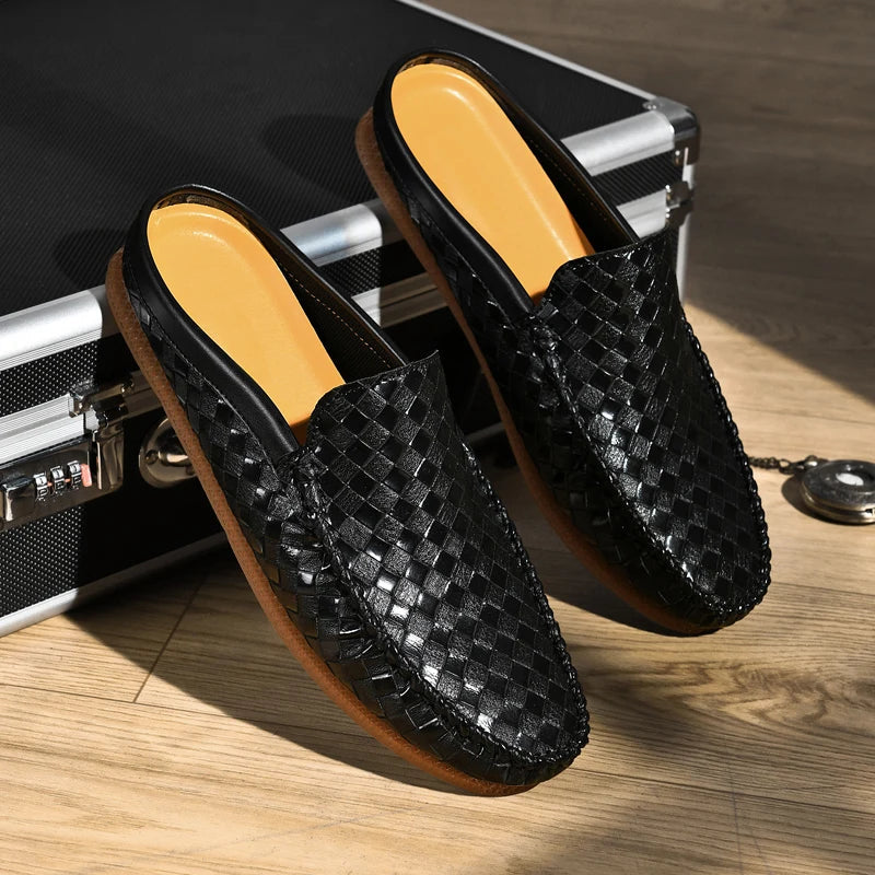 Elegantes sandalias de piel
