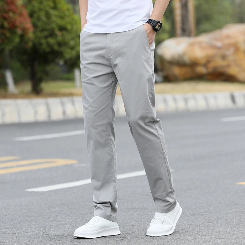 Chino transpirable para hombre