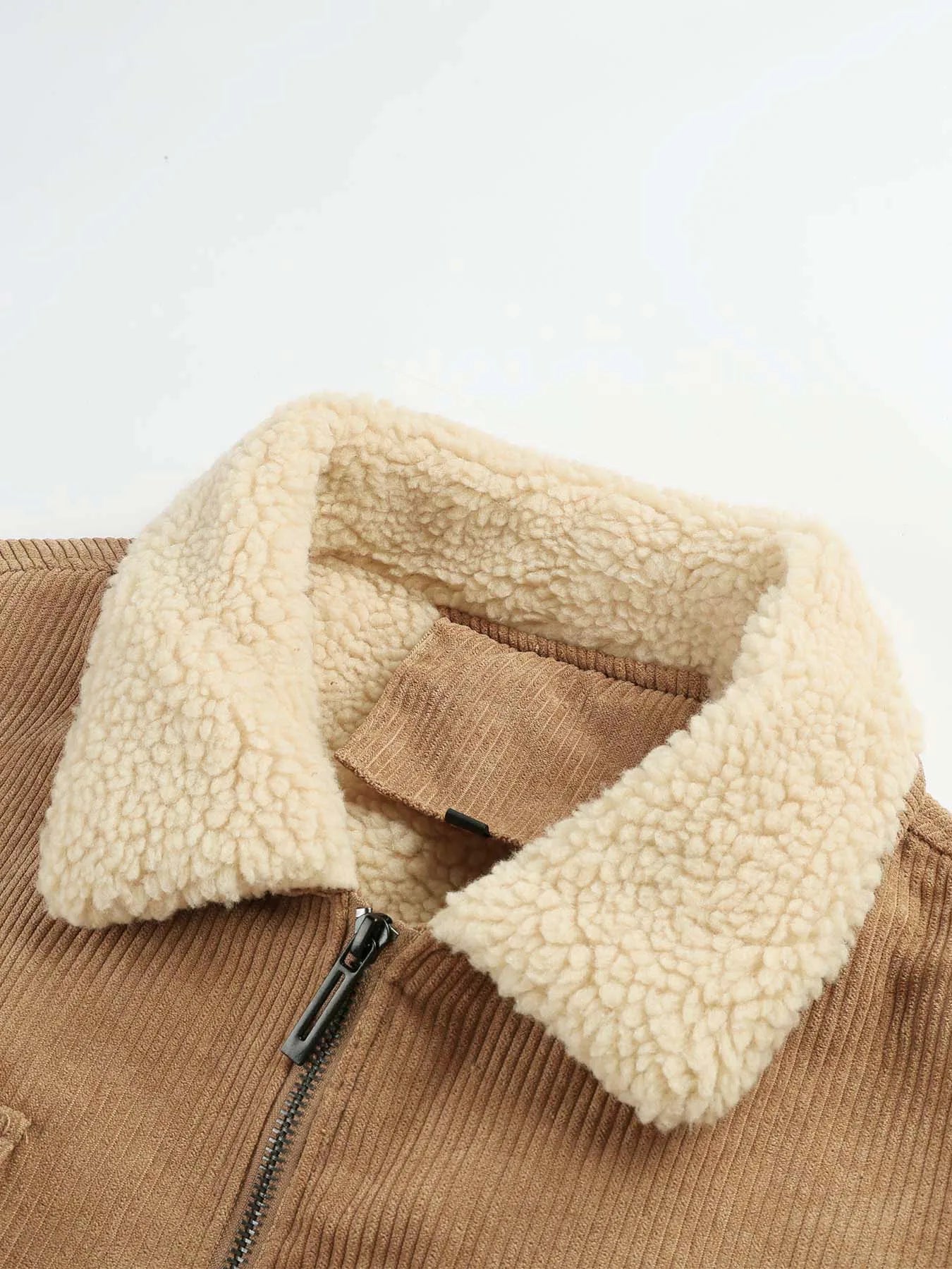 Elegante chaqueta de pana