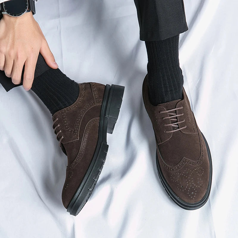 Zapatos de negocios de gamuza