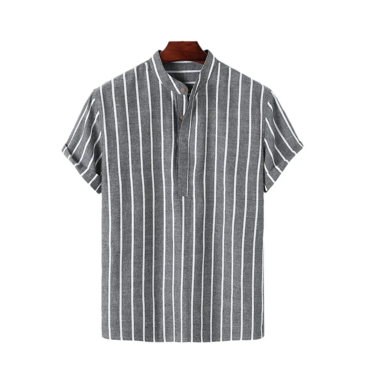 Elegante camisa de rayas de manga corta