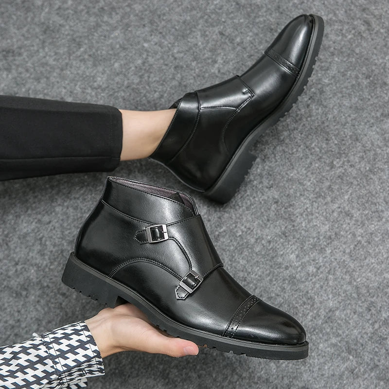Botas de piel con cierre de hebilla