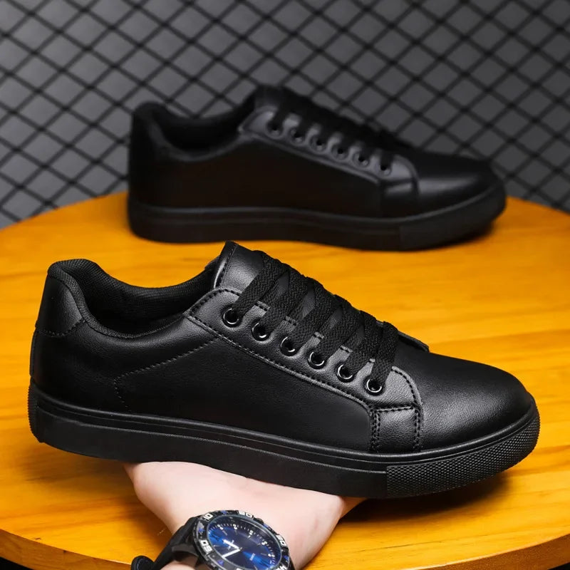 Elegantes zapatillas de piel