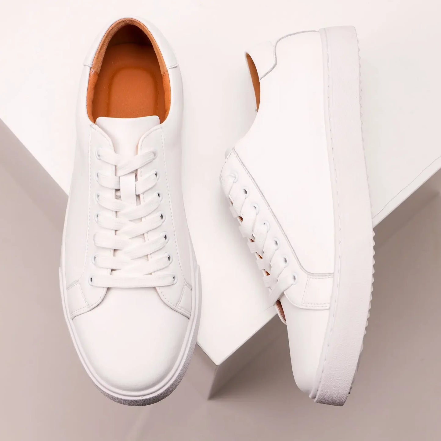 Zapatillas de piel auténtica