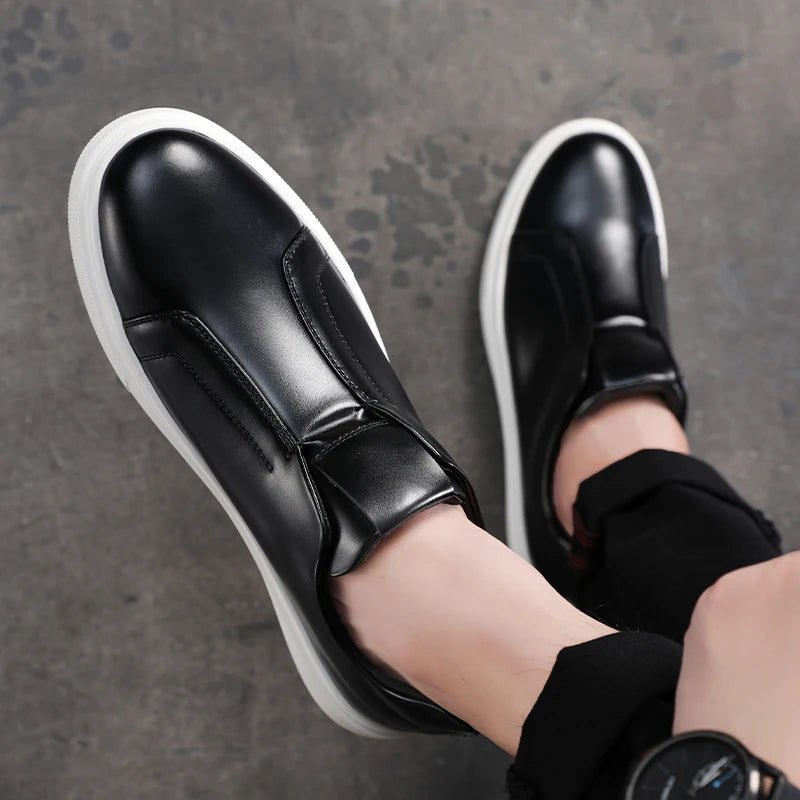 Zapatos casuales de cuero sin cordones