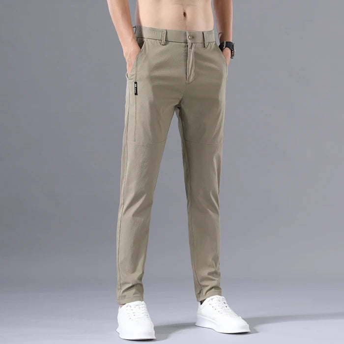 Chino informal para hombre