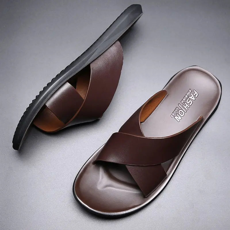 Elegantes sandalias de piel
