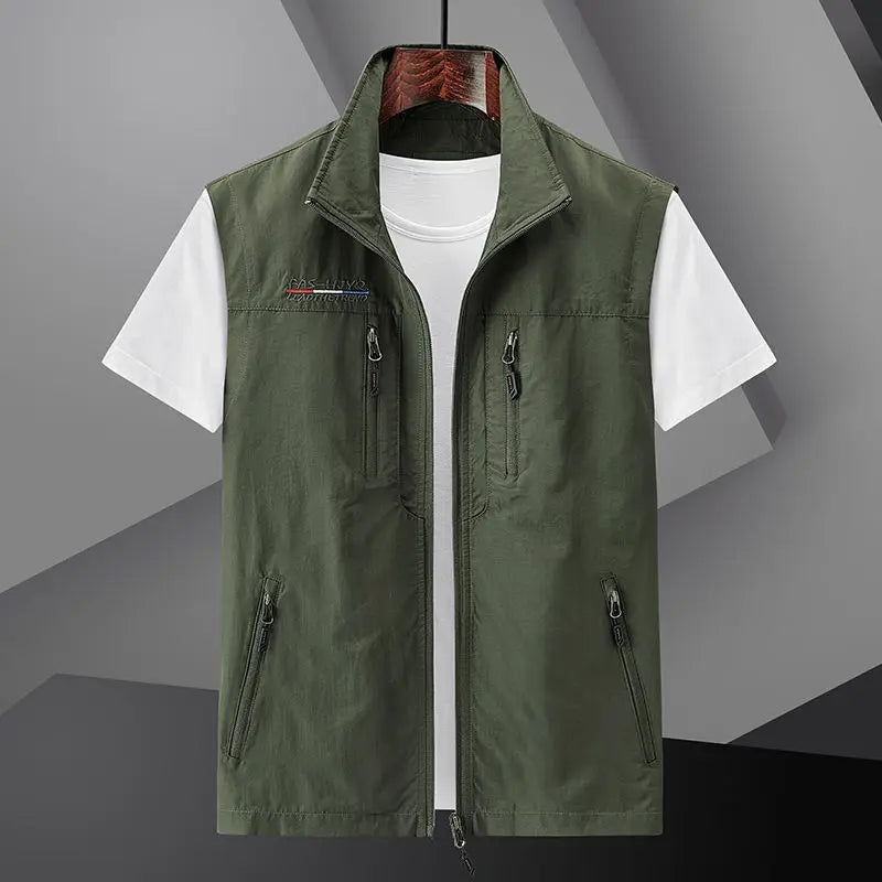Chaqueta impermeable multibolsillos