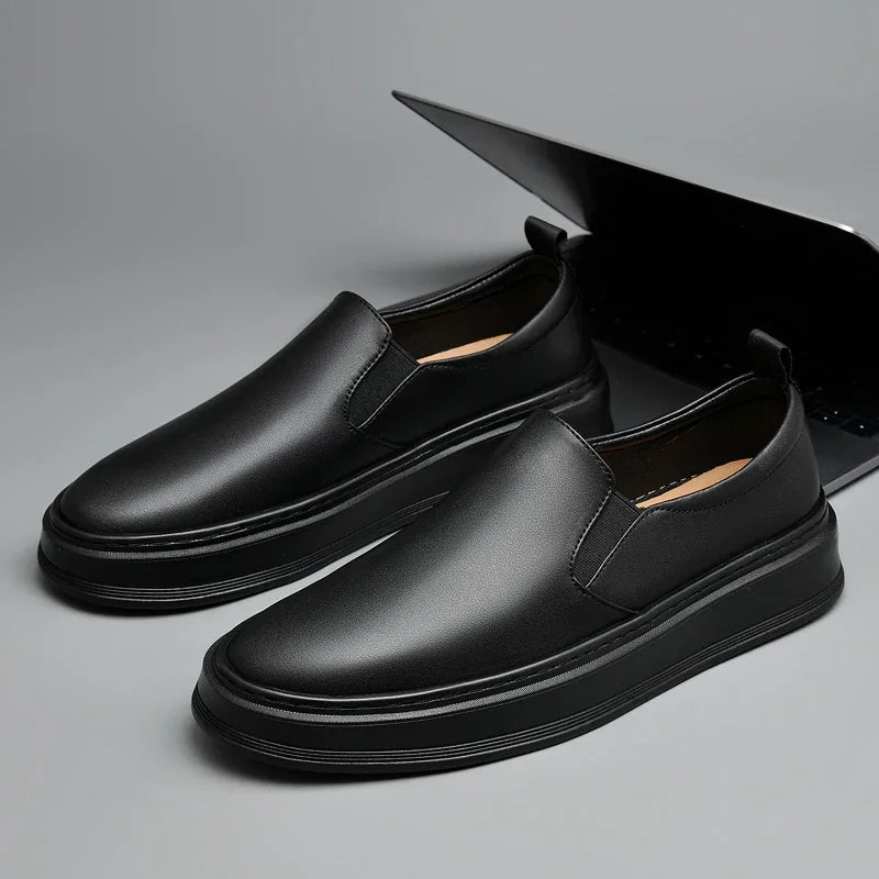 Zapatillas de piel