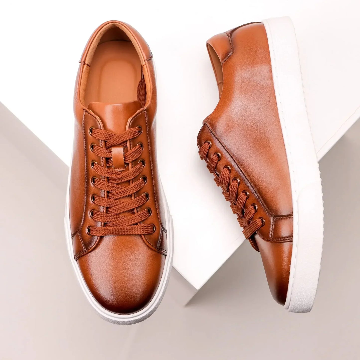 Zapatillas de piel auténtica