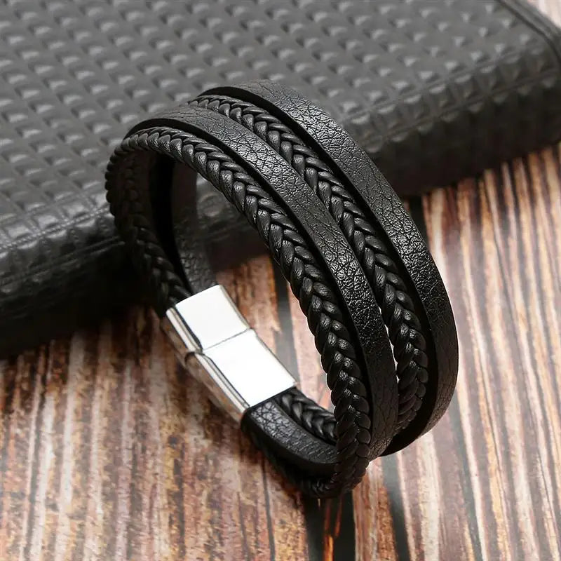 Elegante pulsera para hombre