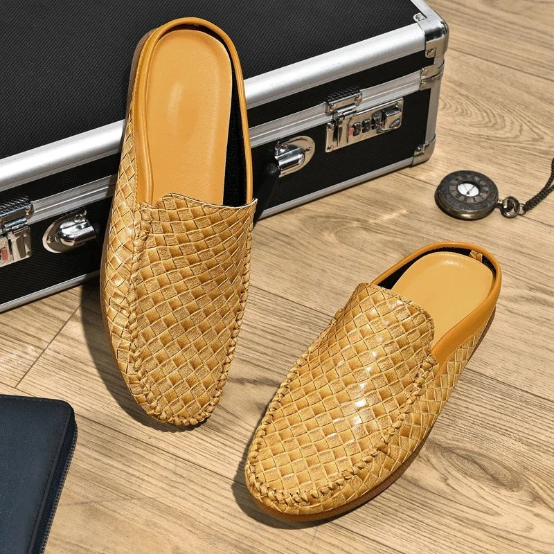 Elegantes sandalias de piel
