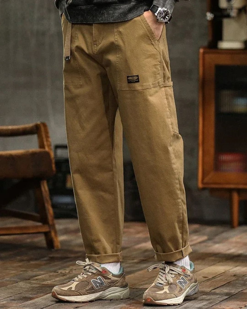 Elegantes pantalones cargo