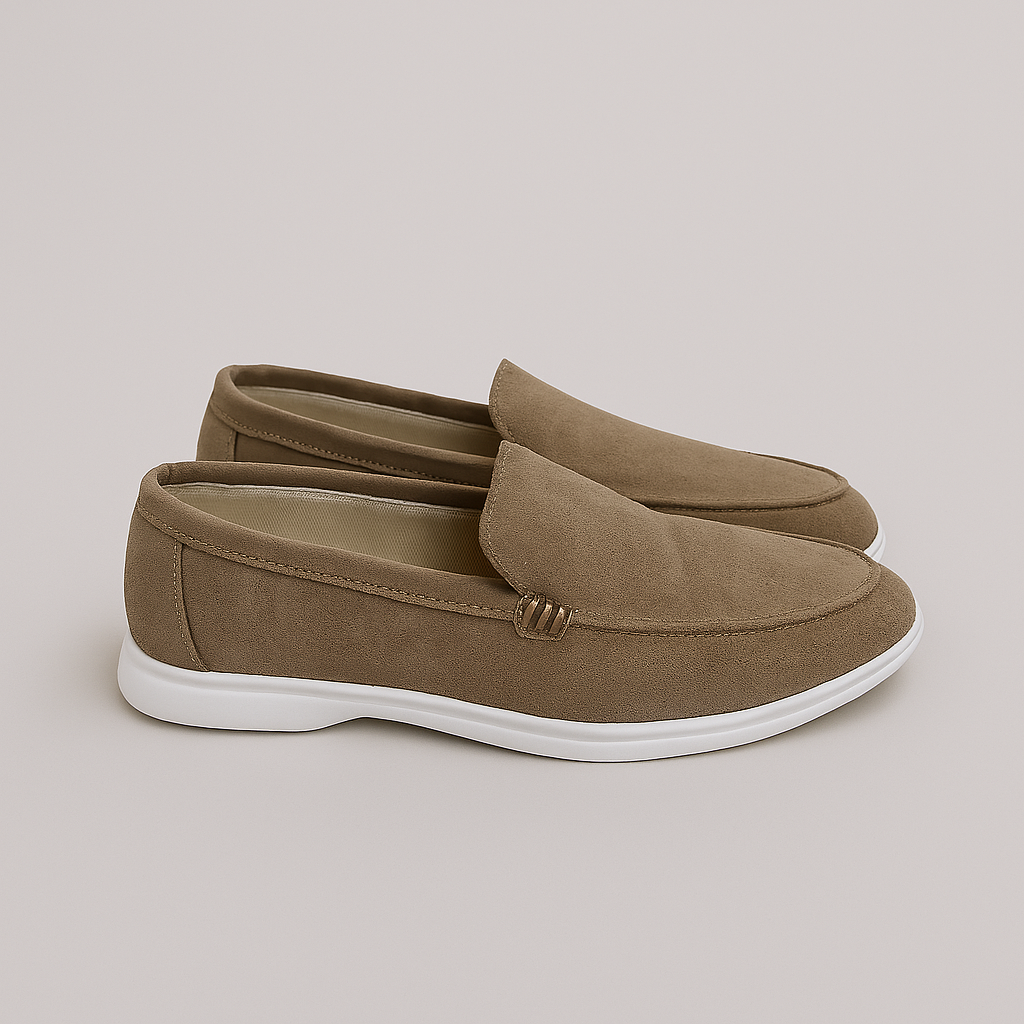 Elegantes mocasines de ante