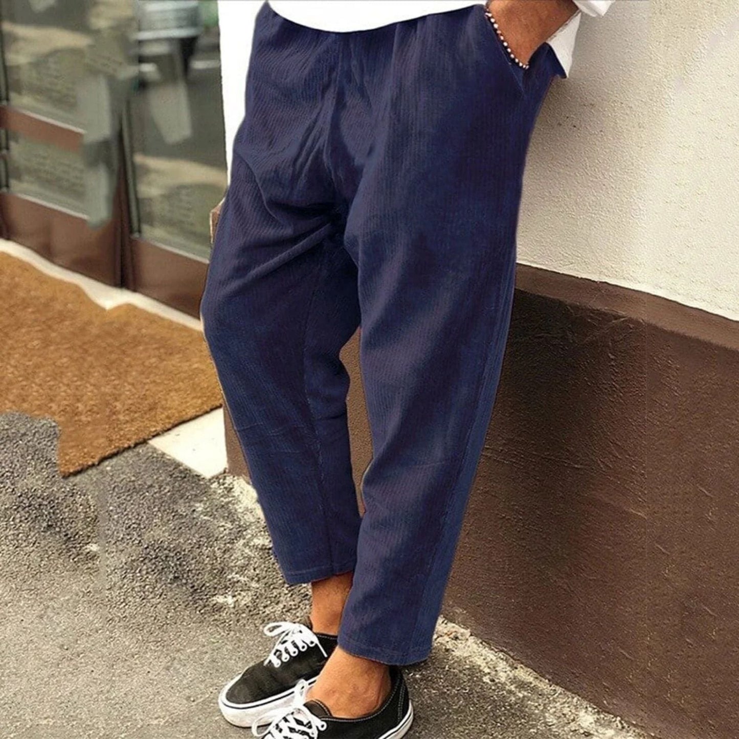 Elegantes pantalones de pana