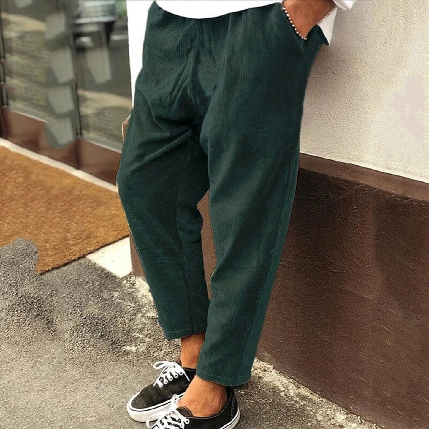 Elegantes pantalones de pana