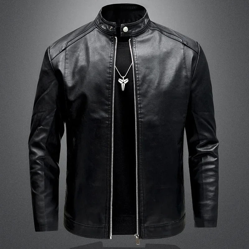 Elegante cazadora biker de piel para hombre