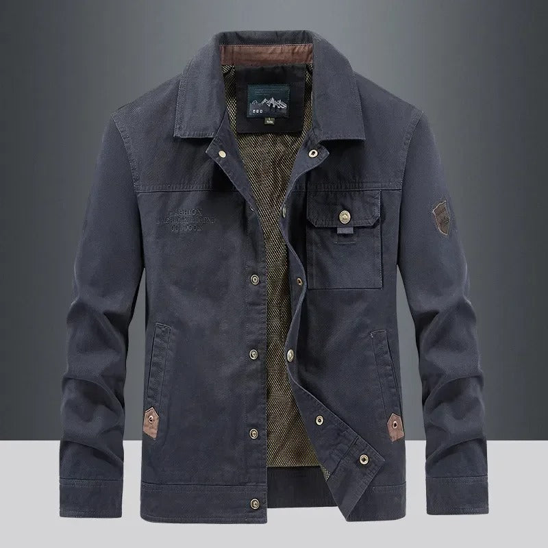 Elegante chaqueta cortavientos