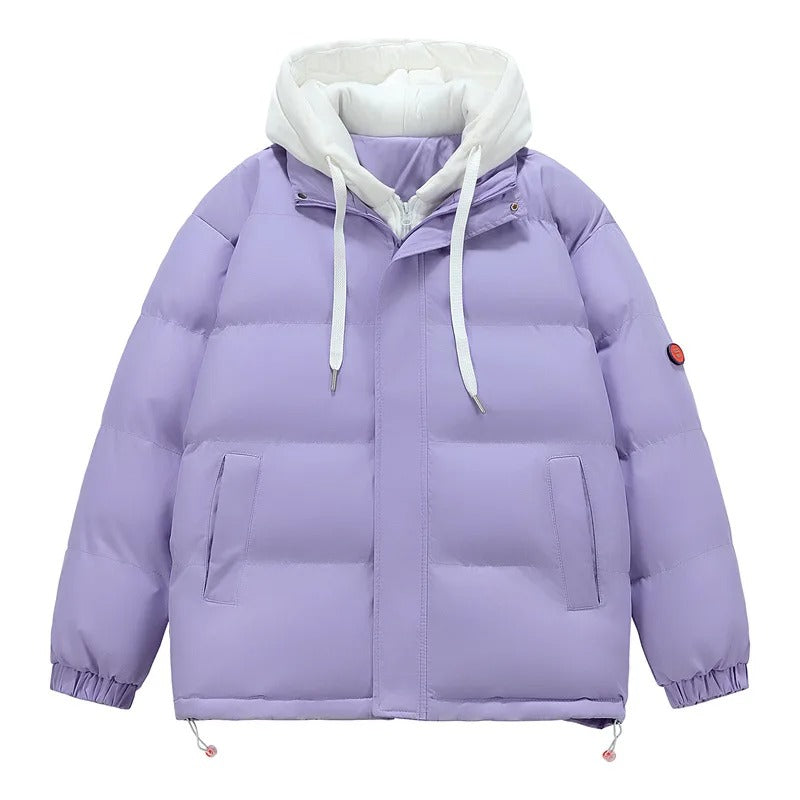 Elegante chaqueta con capucha